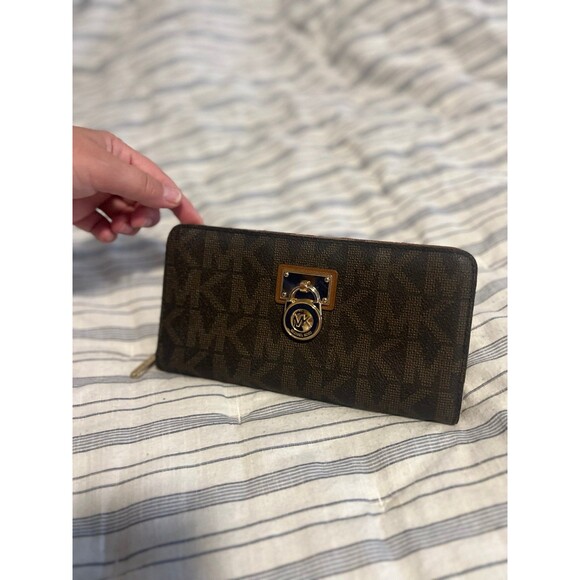 Michael Kors Signature Hamilton Continental Wallet Large MK Logo - Picture 11 of 12